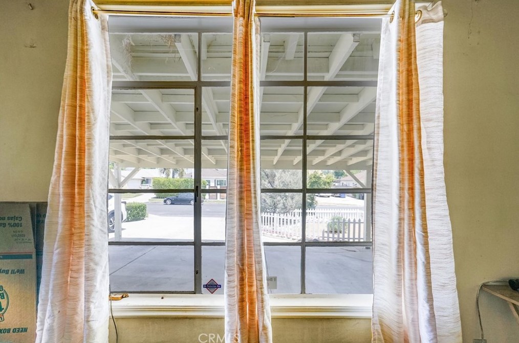 6207 Cleon Ave, North Hollywood CA  91606-2102 exterior