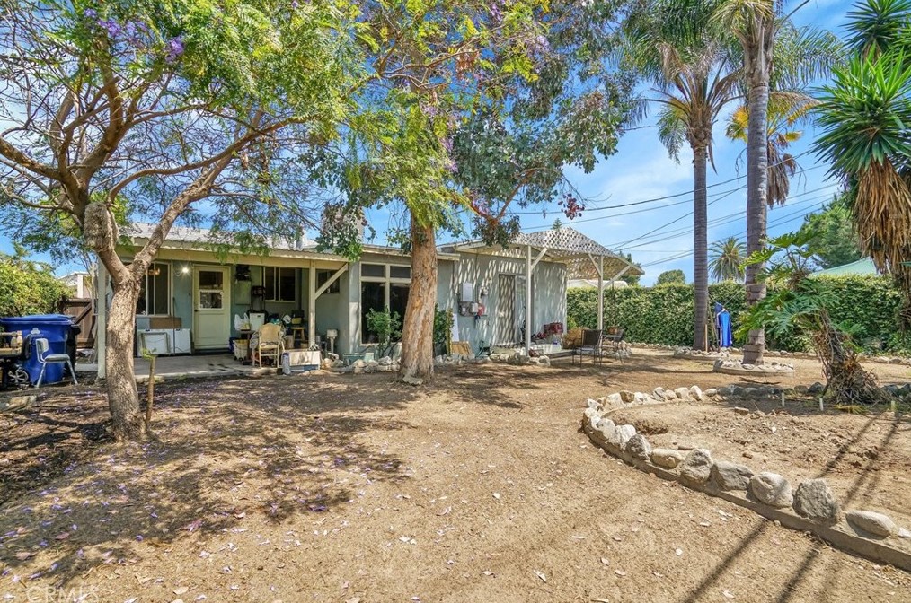 6207 Cleon Ave, North Hollywood CA  91606-2102 exterior