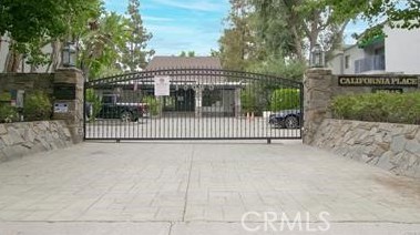 18645 Hatteras St, Los Angeles CA  91356-1803 exterior