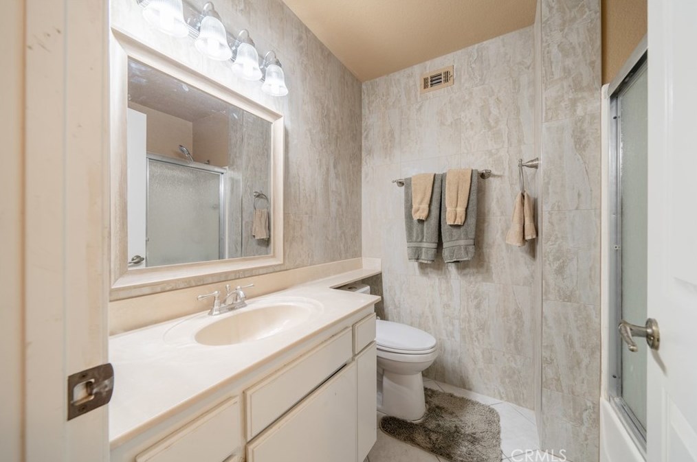 42419 61st St, Lancaster CA 93536-4517 exterior