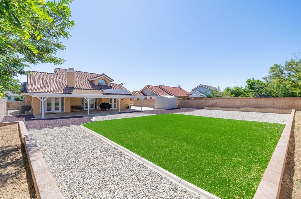 42419 61st St, Lancaster CA 93536-4517 exterior