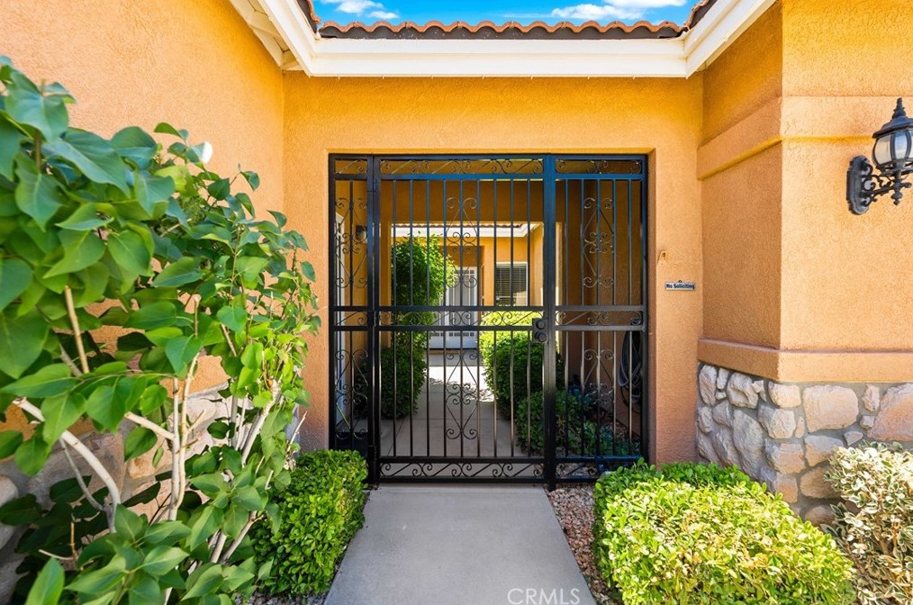 3714 Pondera St, Lancaster CA  93536-1448 exterior