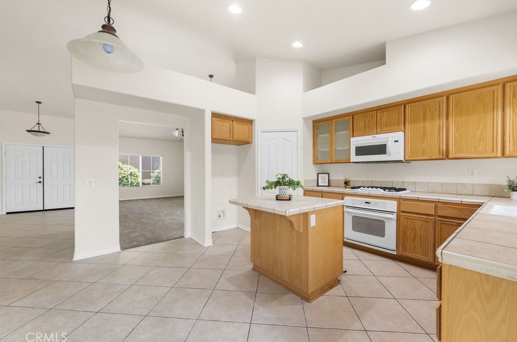 3714 Pondera St, Lancaster CA  93536-1448 exterior