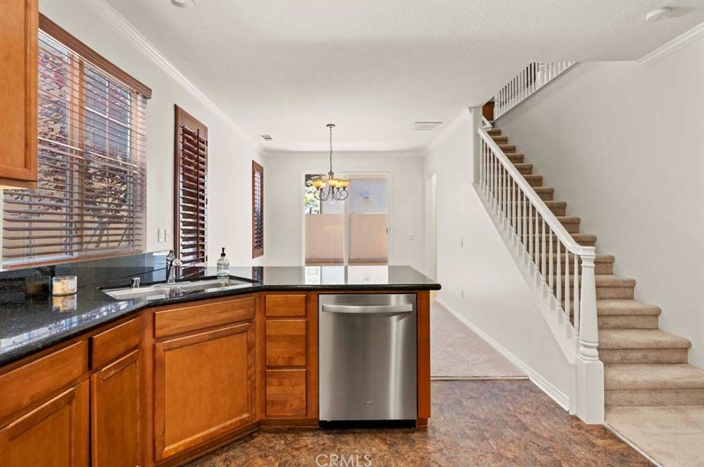 26010 Zaddison Ct, Santa Clarita CA  91350-8534 exterior