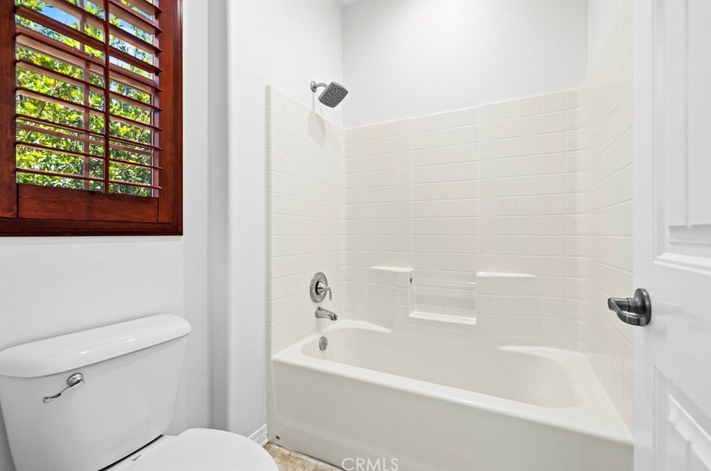 26010 Zaddison Ct, Santa Clarita CA  91350-8534 exterior