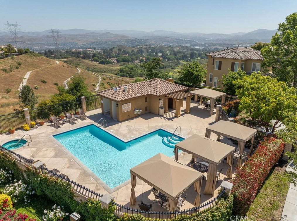 26010 Zaddison Ct, Santa Clarita CA  91350-8534 exterior