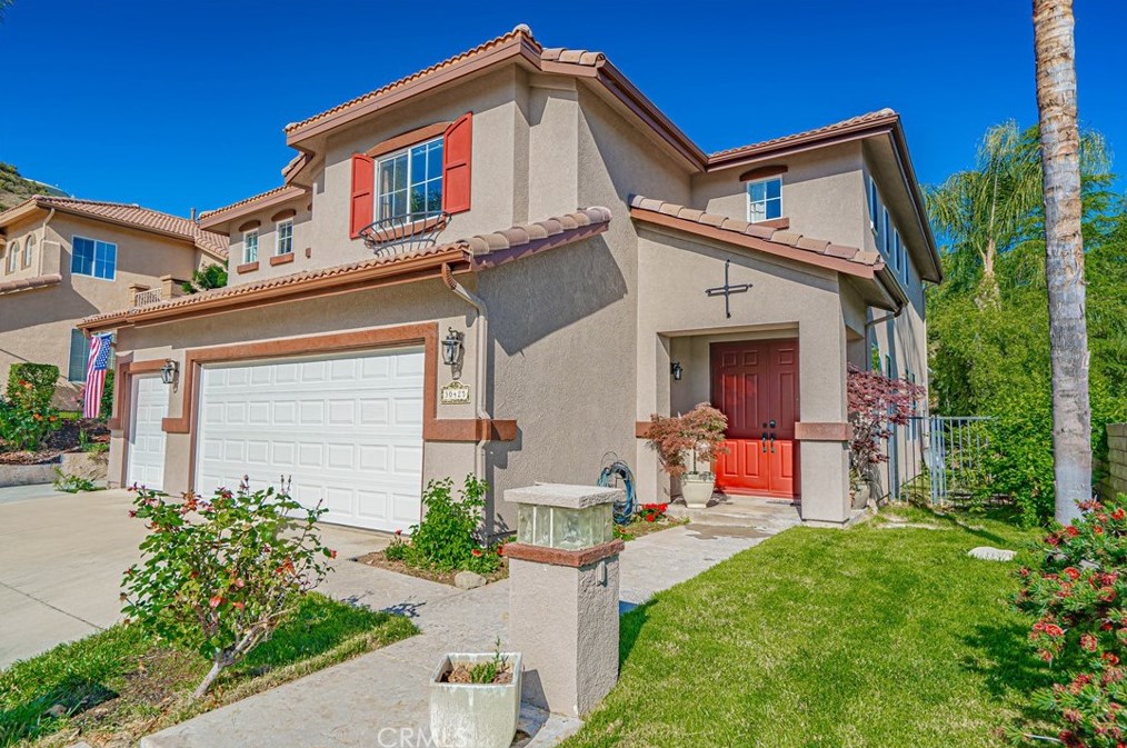 30425 Star Canyon Pl, Santa Clarita CA  91384-4712 exterior