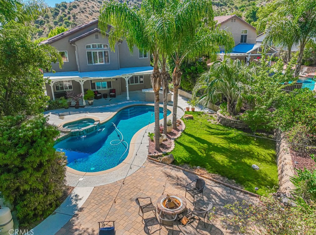 30425 Star Canyon Pl, Santa Clarita CA  91384-4714 exterior