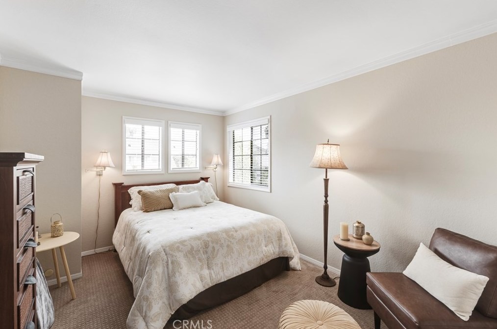 1 Rainbow Rdg Rd, Pomona CA  91766-4910 exterior