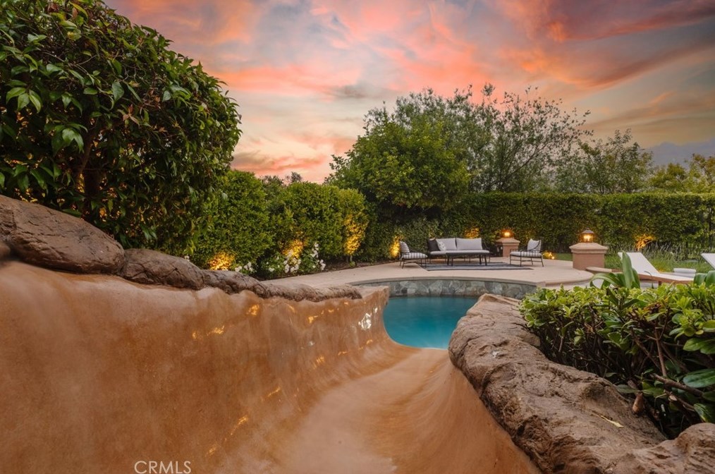 1314 Caitlyn Cir, Thousand Oaks CA 91361-5586 exterior