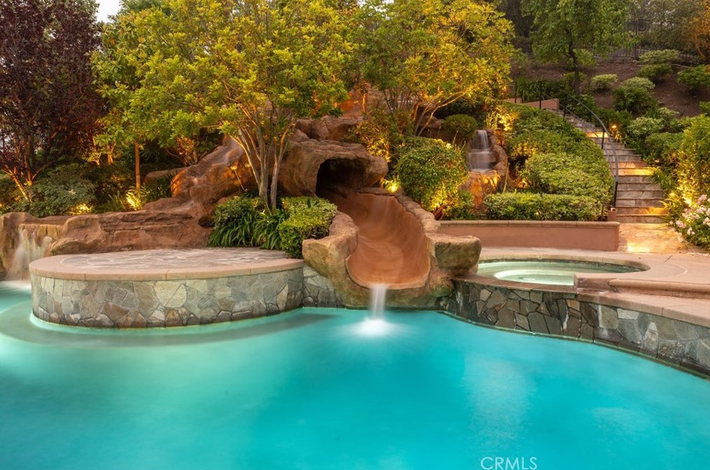 1314 Caitlyn Cir, Thousand Oaks CA 91361-5586 exterior