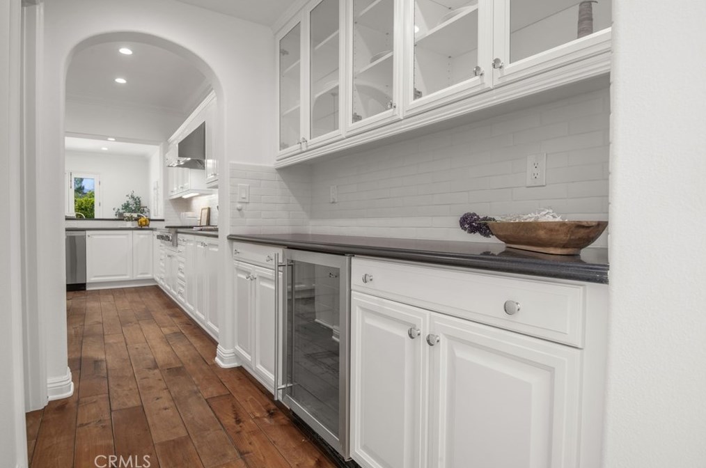 1314 Caitlyn Cir, Thousand Oaks CA 91361-5586 exterior