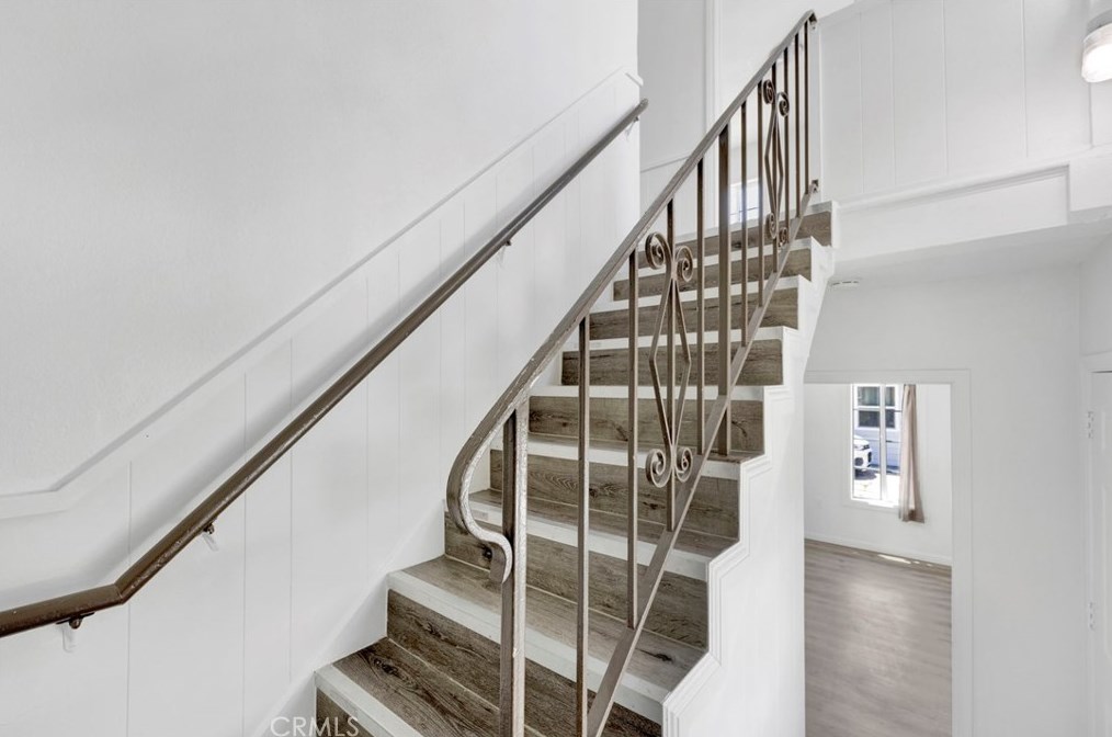 1732 Pacific Coast Hwy, Long Beach CA  90806-5830 exterior