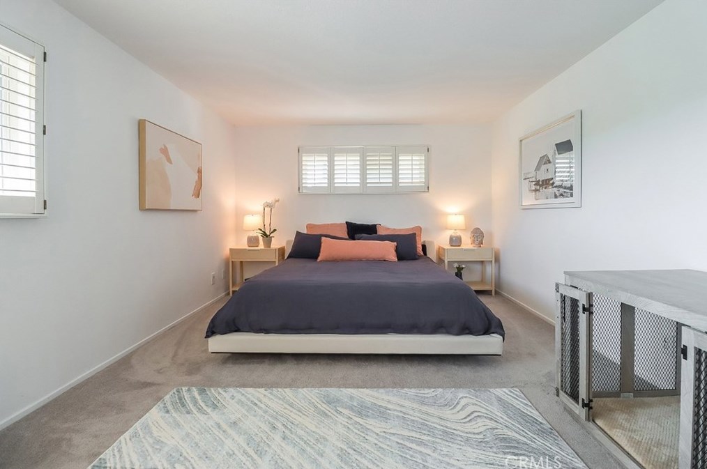 2506 Ciro Ave, Thousand Oaks CA 91360-1601 exterior