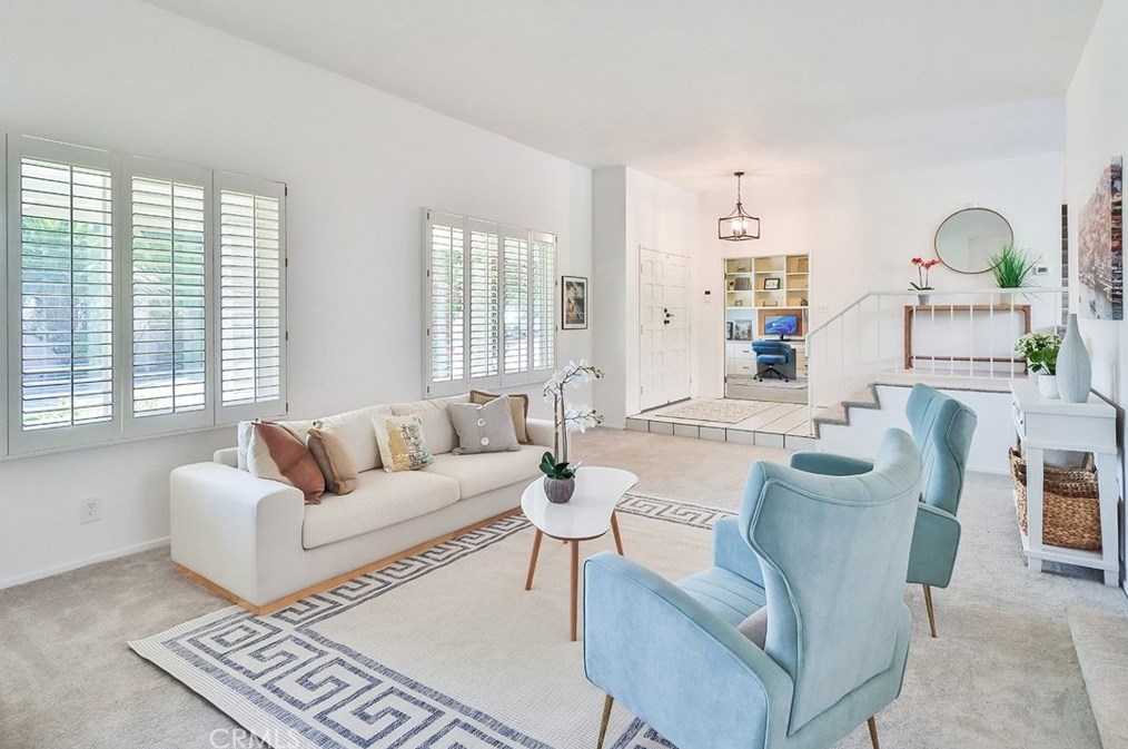 2506 Ciro Ave, Thousand Oaks CA 91360-1601 exterior