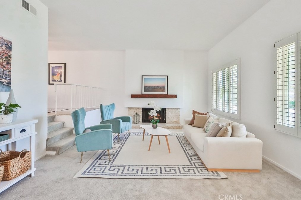 2506 Ciro Ave, Thousand Oaks CA 91360-1601 exterior