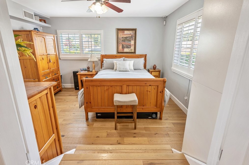 163 Flittner Cir, Thousand Oaks CA  91360-5903 exterior