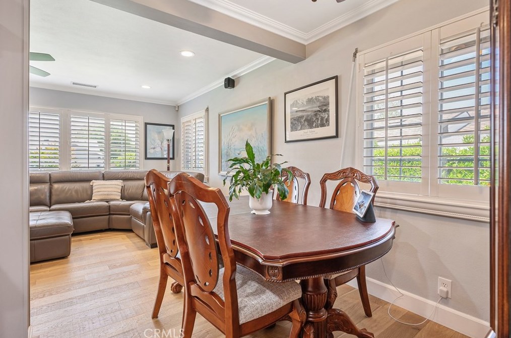 163 Flittner Cir, Thousand Oaks CA  91360-5903 exterior