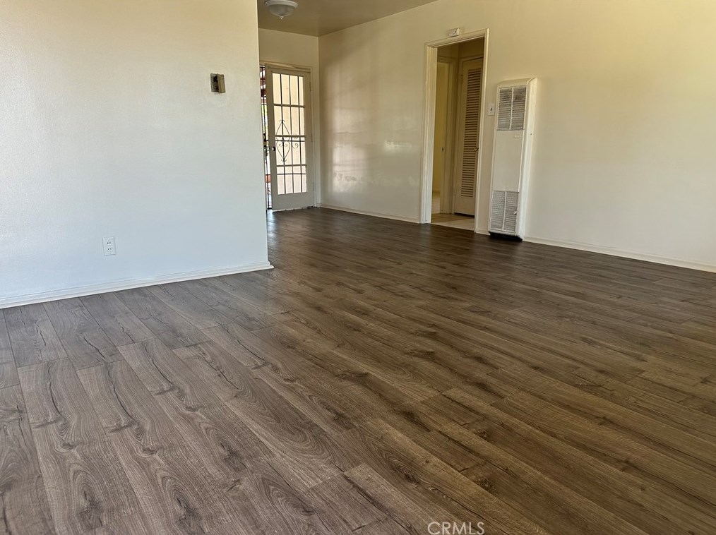9687 Amboy Ave, Los Angeles CA  91331-4234 exterior