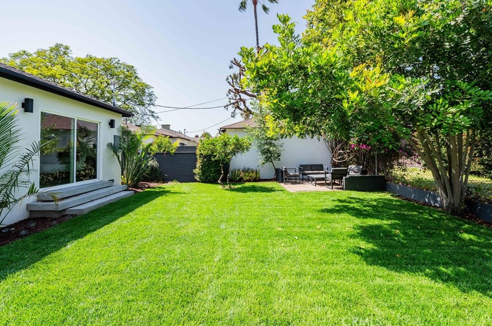 2476 Colby Ave, Los Angeles CA  90064-3004 exterior