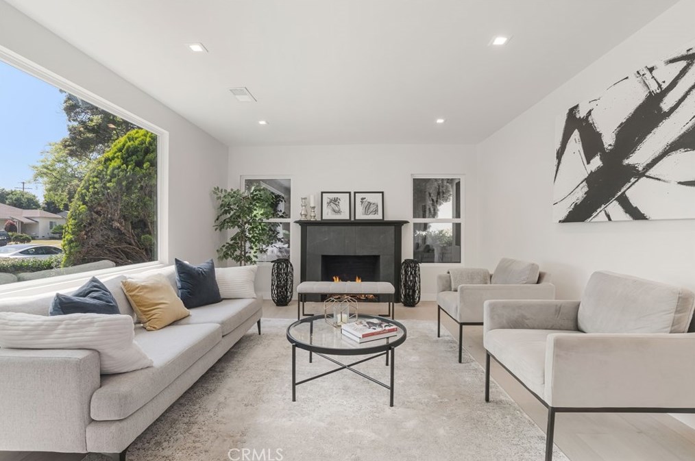 2476 Colby Ave, Los Angeles CA  90064-3004 exterior