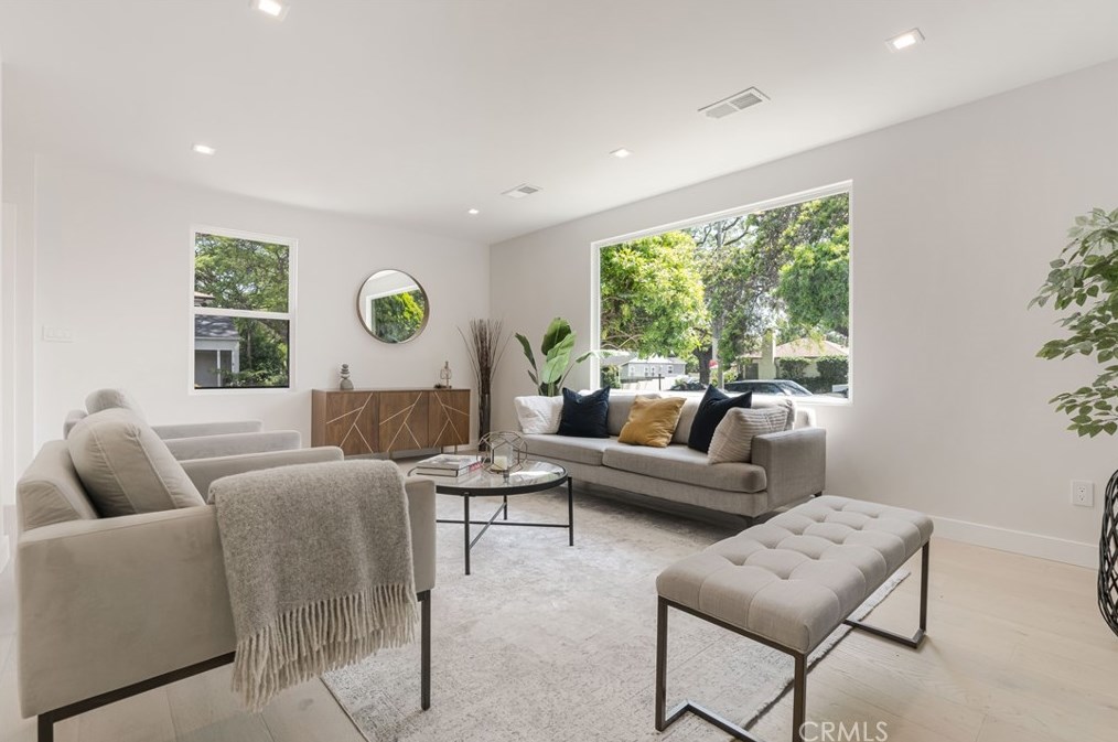 2476 Colby Ave, Los Angeles CA  90064-3004 exterior