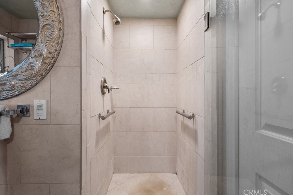 23229 8th St, Santa Clarita CA  91321-2601 exterior