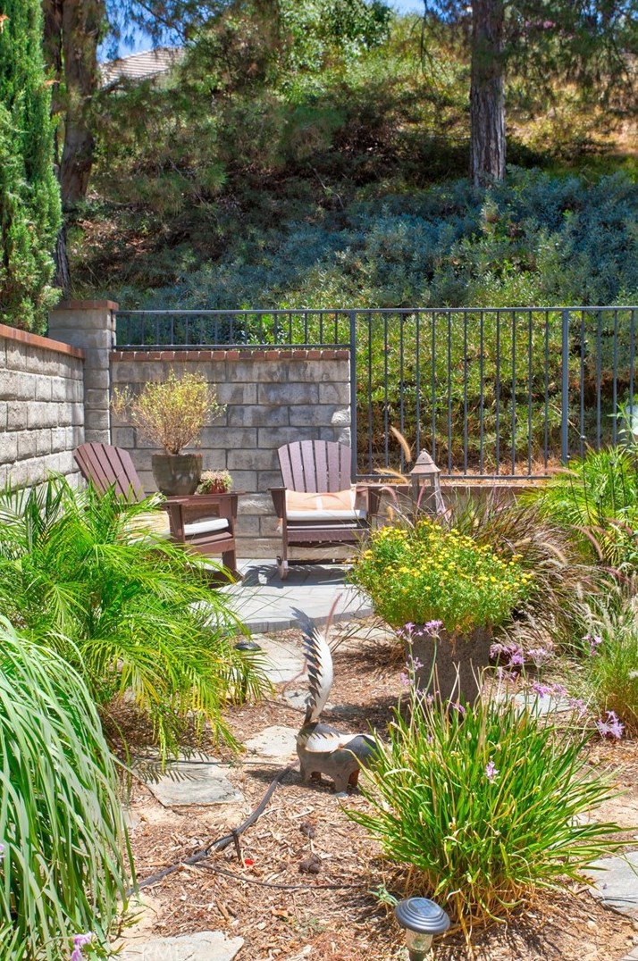 26430 Emerald Dove Dr, Santa Clarita CA  91355-3514 exterior