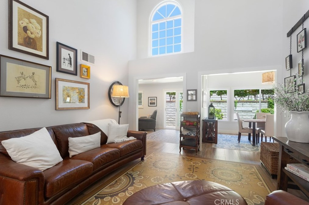 26430 Emerald Dove Dr, Santa Clarita CA  91355-3514 exterior
