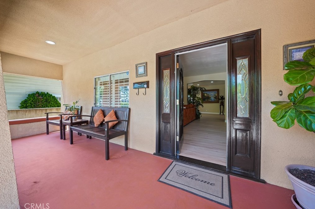 895 Los Robles Ave, Pasadena CA 91104-3544 exterior