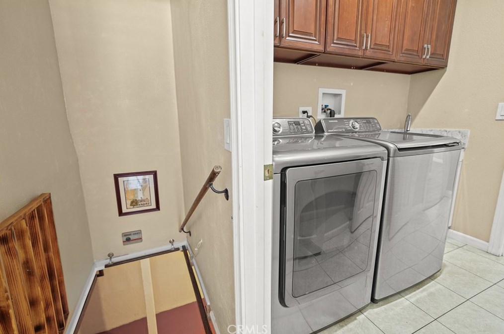 895 Los Robles Ave, Pasadena CA 91104-3544 exterior