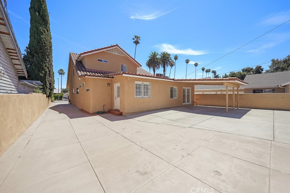 895 Los Robles Ave, Pasadena CA 91104-3544 exterior