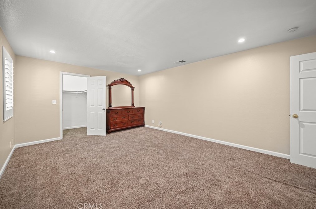 895 Los Robles Ave, Pasadena CA 91104-3544 exterior