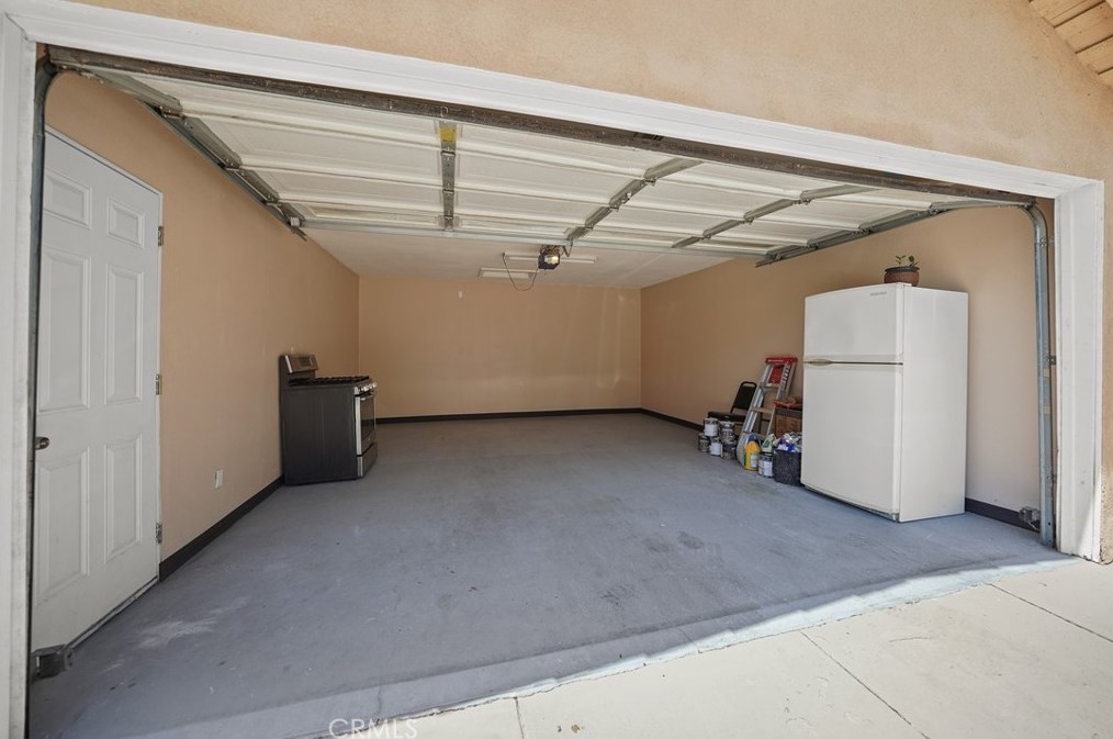 895 Los Robles Ave, Pasadena CA 91104-3544 exterior