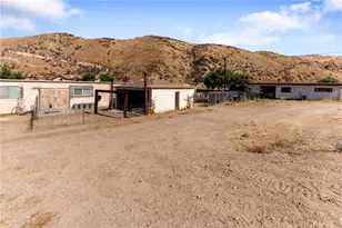 13684 Sierra, Agua Dulce, CA 91390 - Photo 15