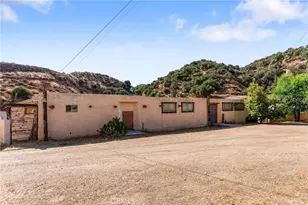 13684 Sierra, Agua Dulce, CA 91390 - Photo 3