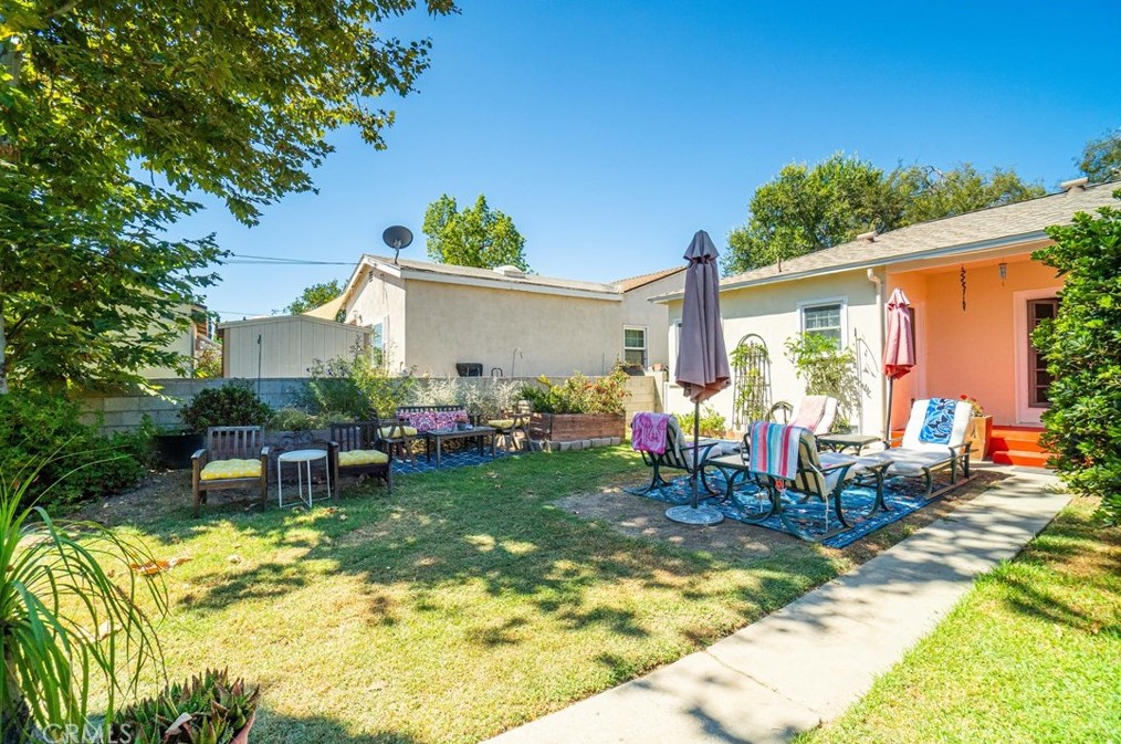 2910 Daisy Ave, Long Beach CA  90806-1432 exterior