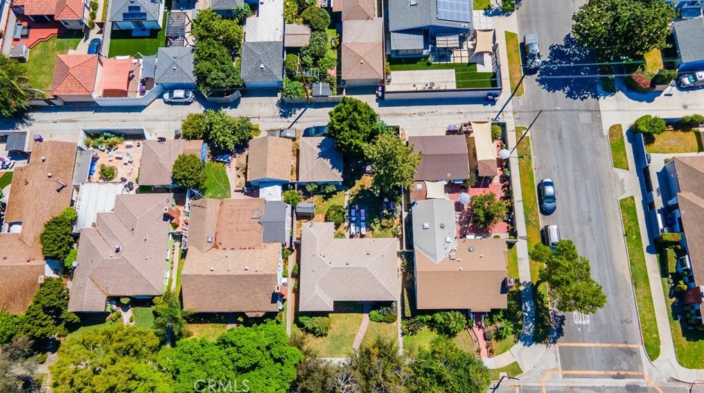 2910 Daisy Ave, Long Beach CA  90806-1432 exterior