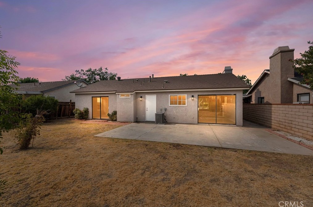 3084 Avenue, Palmdale CA  93550-0056 exterior