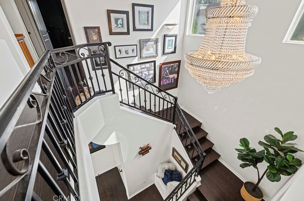7201 Zelzah Ave, Los Angeles CA  91335-3218 exterior