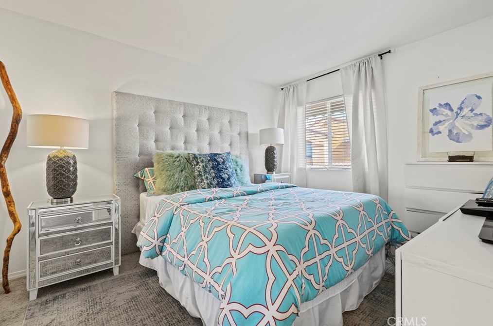 7201 Zelzah Ave, Los Angeles CA  91335-3218 exterior
