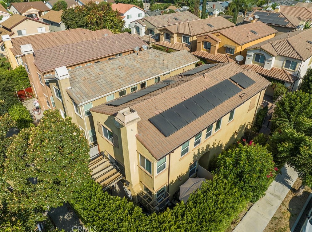 7201 Zelzah Ave, Los Angeles CA  91335-3218 exterior