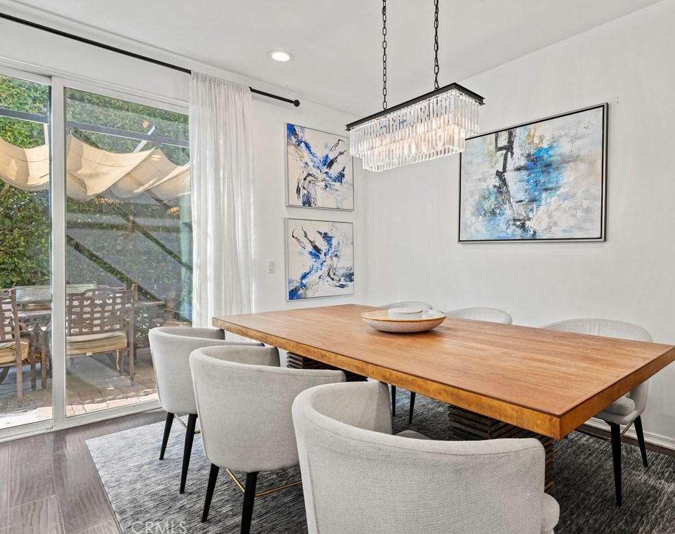 7201 Zelzah Ave, Los Angeles CA  91335-3218 exterior