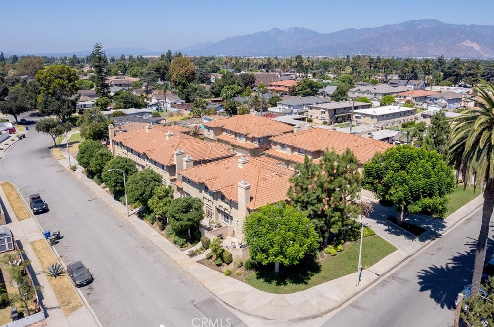 241 4 Ave, Covina CA 91723-2522 exterior