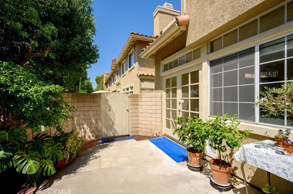 241 4 Ave, Covina CA 91723-2522 exterior