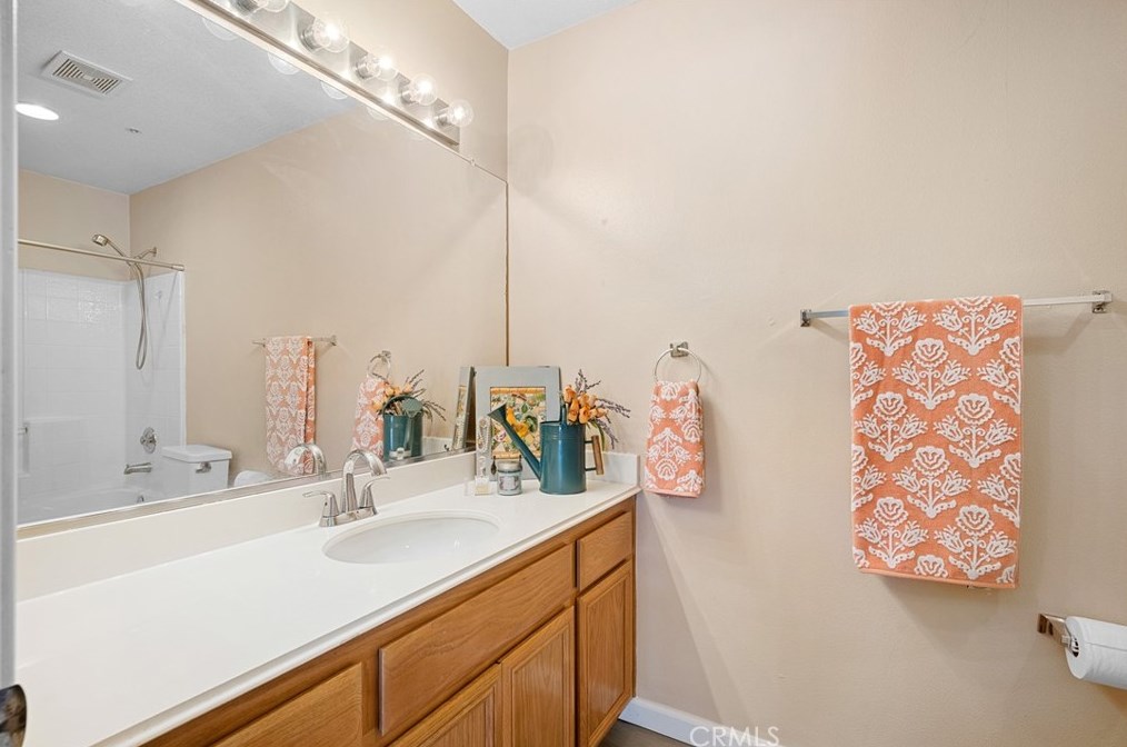 241 4 Ave, Covina CA 91723-2522 exterior