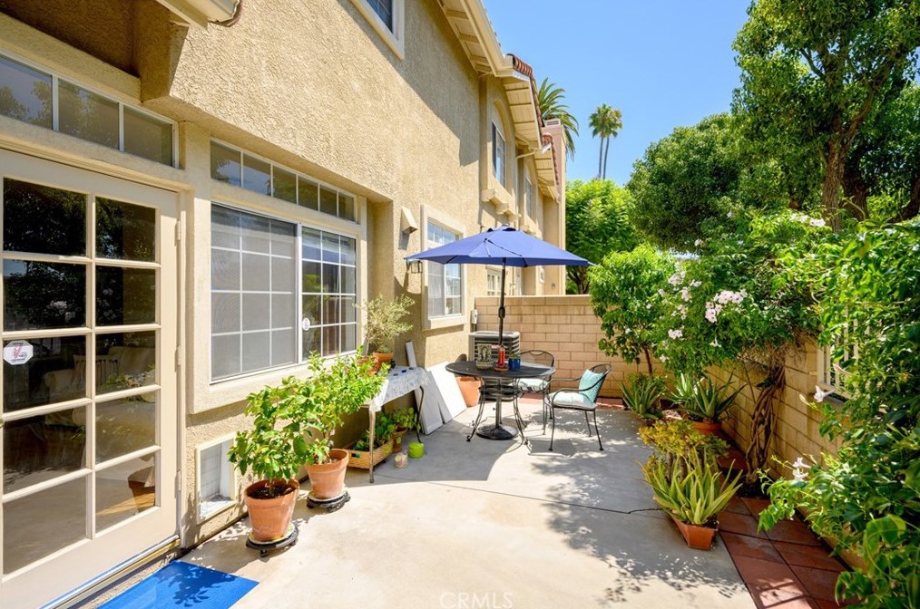 241 4 Ave, Covina CA 91723-2522 exterior