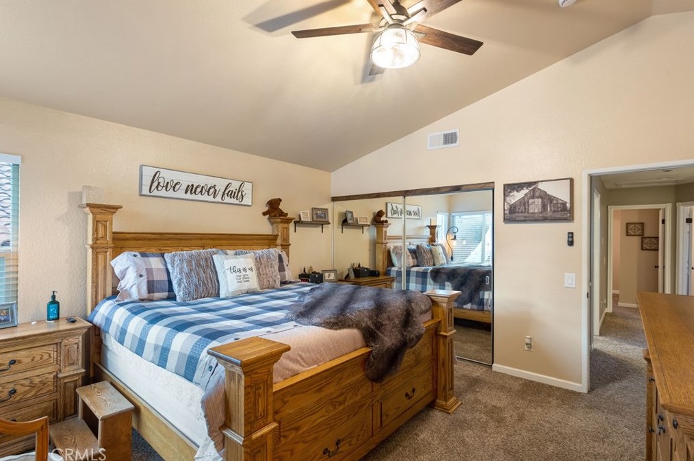 39425 Medina Ct, Murrieta CA  92562-4515 exterior