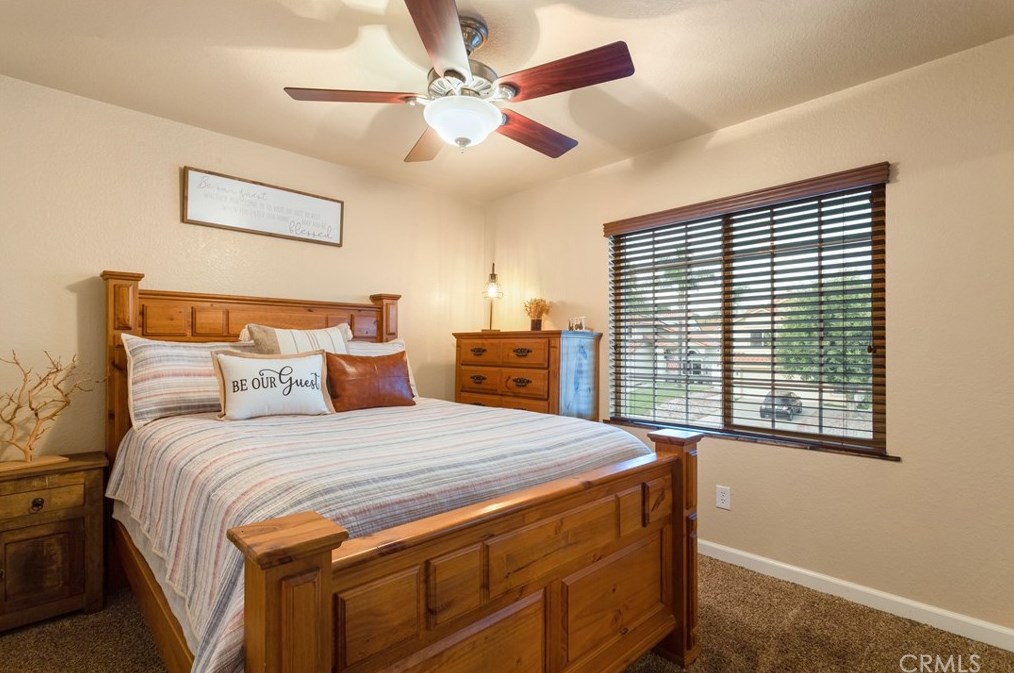 39425 Medina Ct, Murrieta CA  92562-4515 exterior