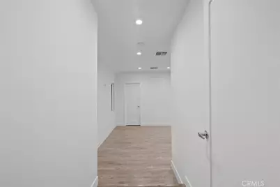 6153 Debs Avenue, Woodland Hills, CA 91367 - Photo 19